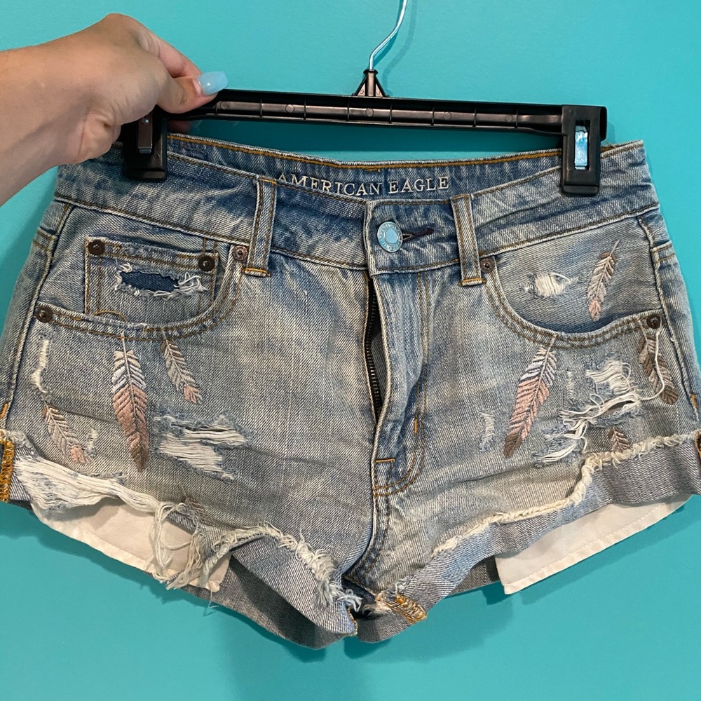 AMERICAN EAGLE JEAN SHORTS